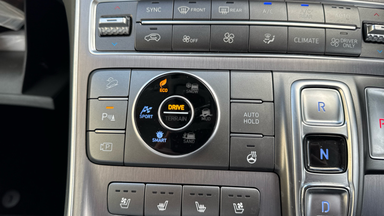 Hyundai SANTA FE 1.6 TGDi Hybrid Ultimate 5dr 4WD Auto Hybrid Estate